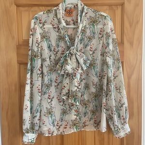 Tori Burch silk signed bow blouse shirt- flowers orchids floral Size Medium